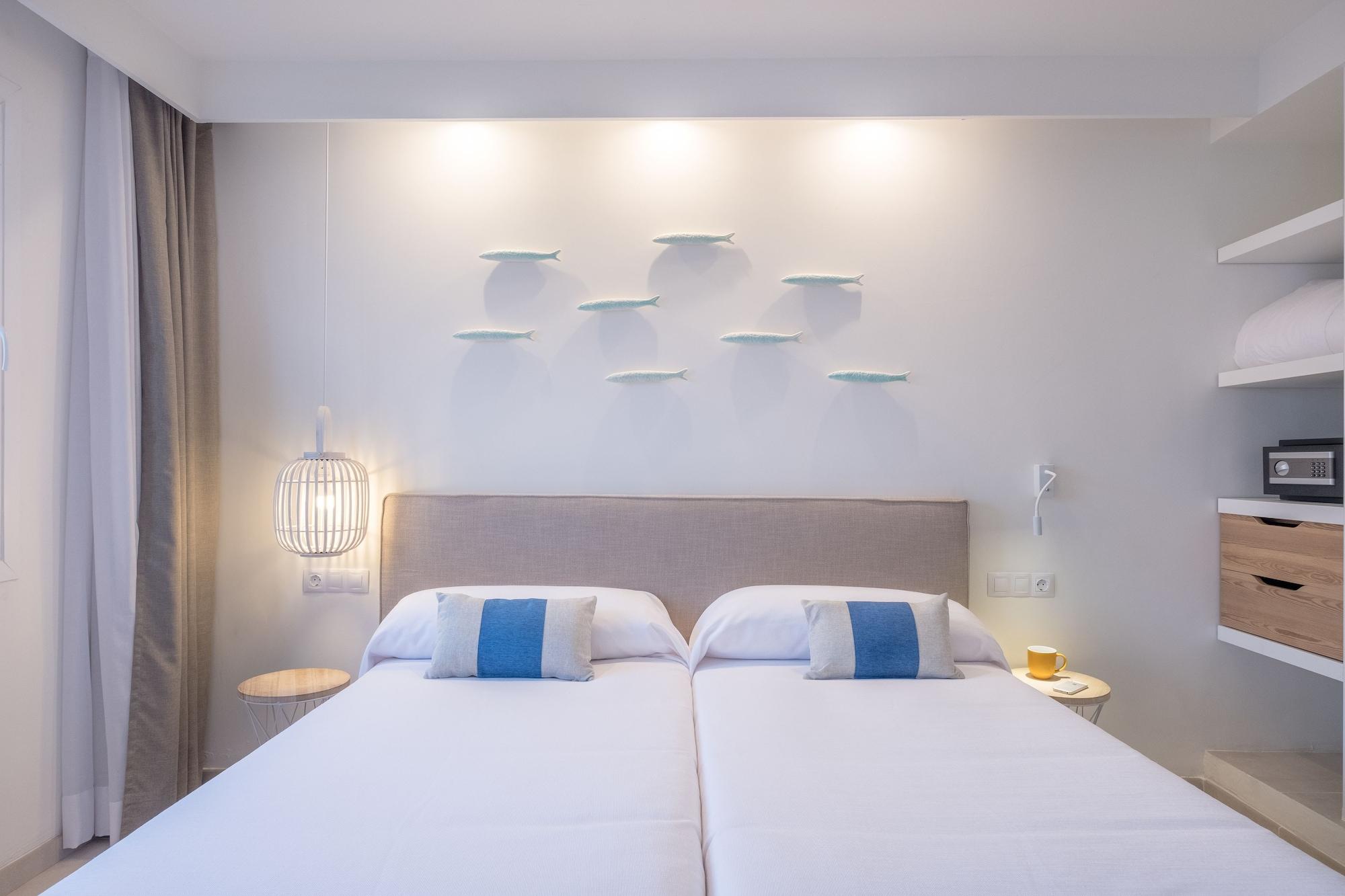 Apart-hotel Fergus Style Carema Cala'N Bosch (Menorca)