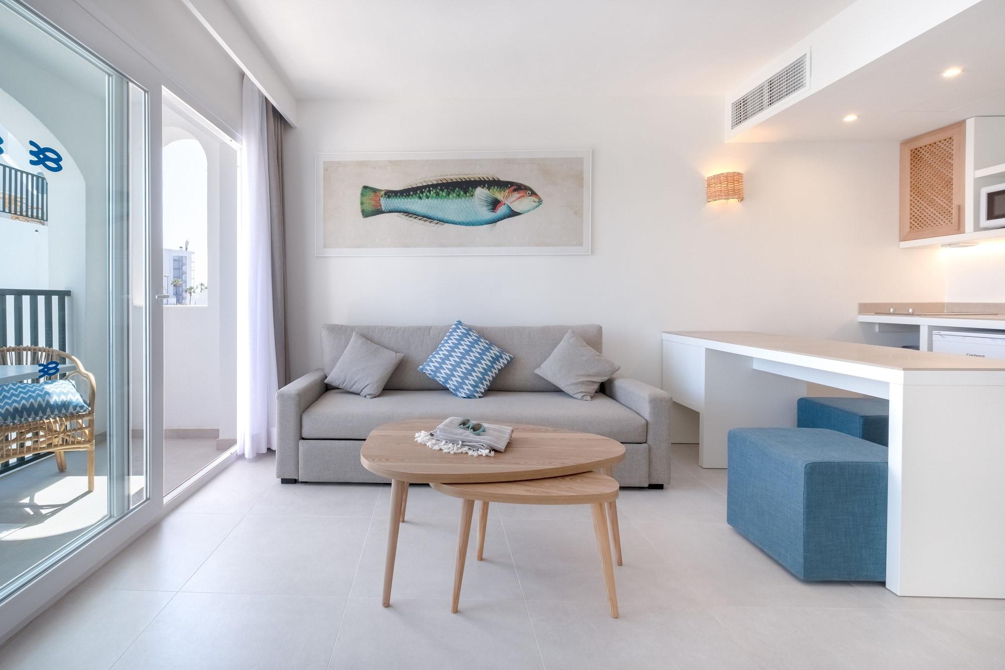 Apart-hotel Fergus Style Carema Cala'N Bosch (Menorca)