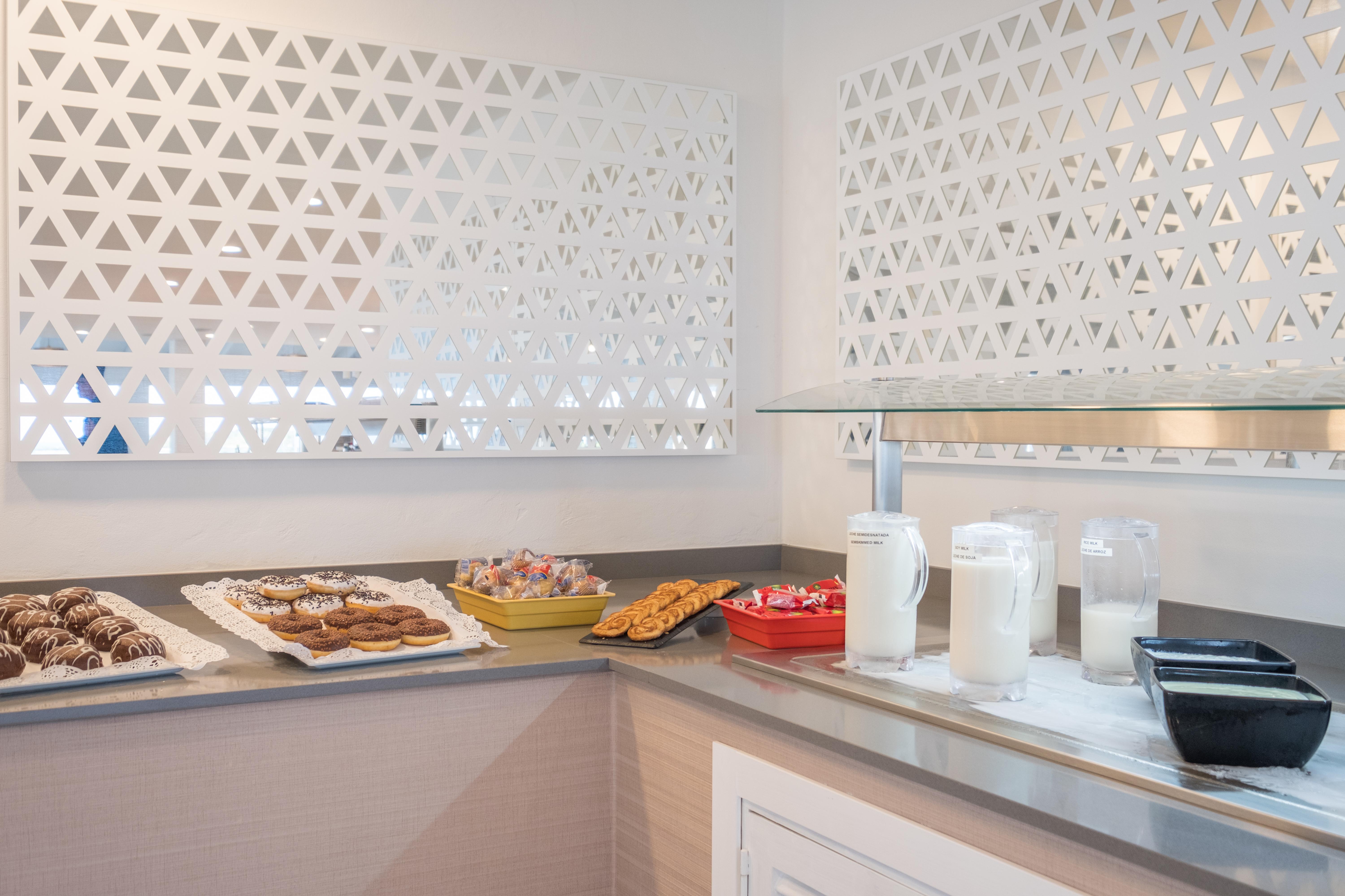 Apart-hotel Fergus Style Carema Cala'N Bosch (Menorca)