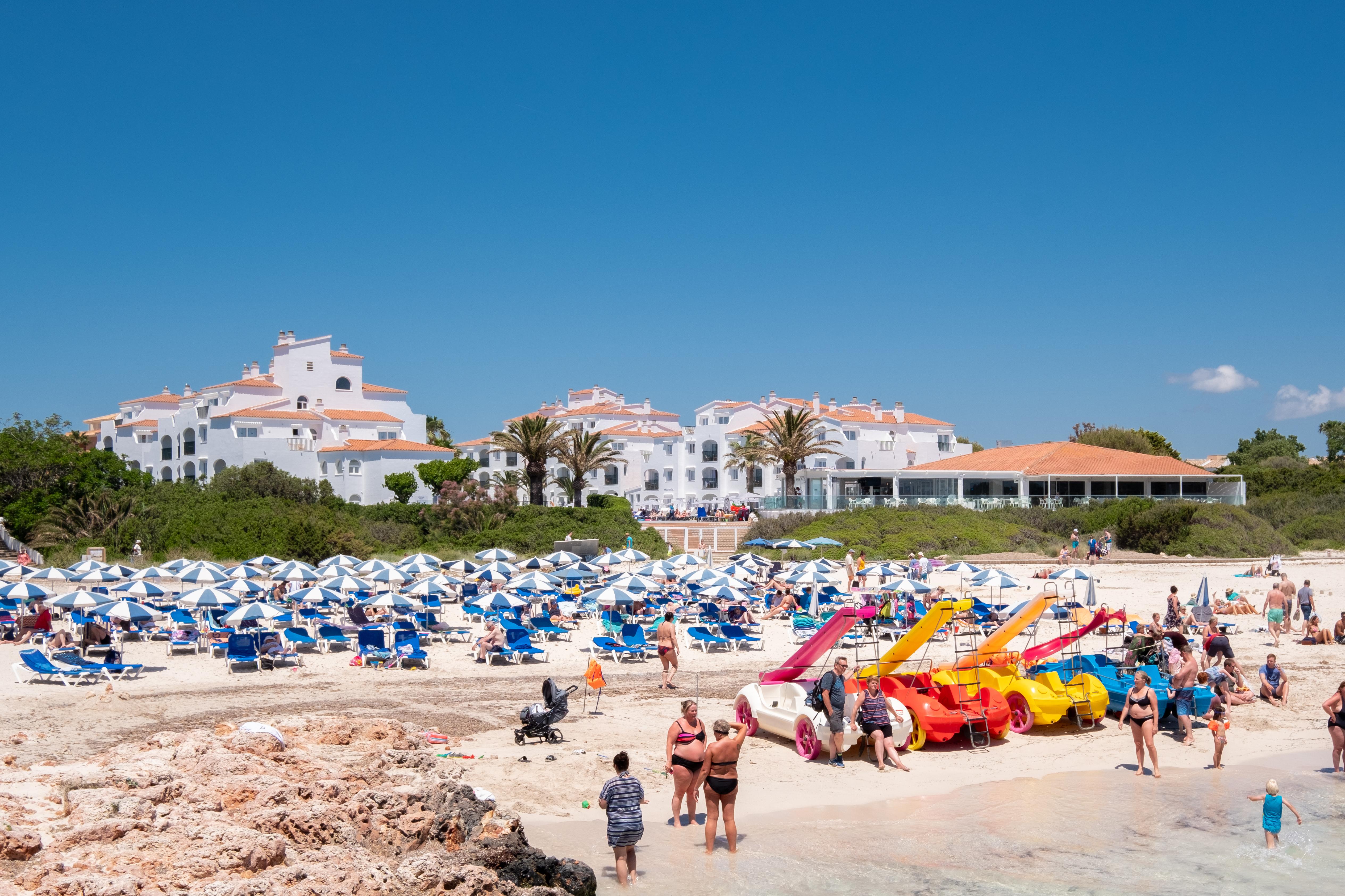 Fergus Style Carema Aparthotel Cala en Bosch